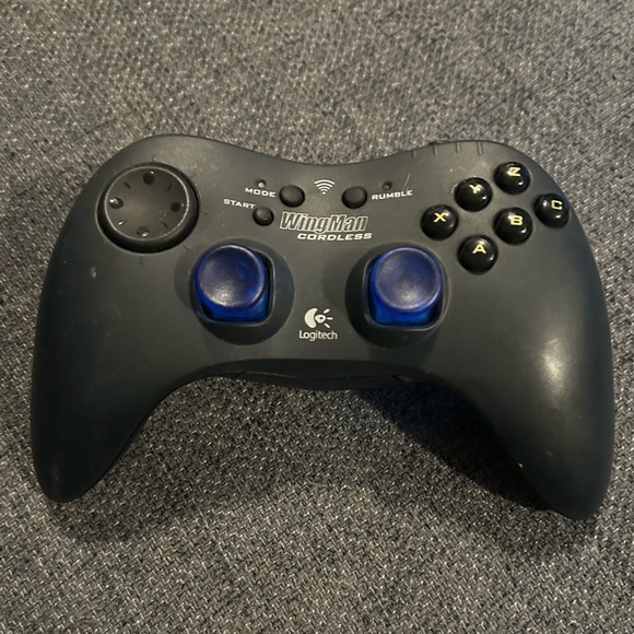 Logitech Wingman Cordless Rumblepad Wireless Pc Controller - Picture 1 of 4